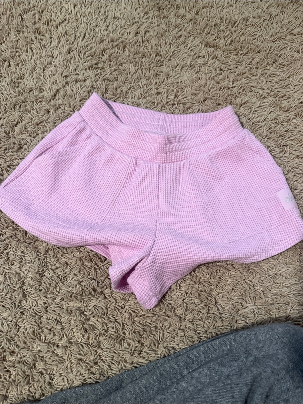 Alo pink ribbed lounge shorts